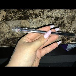 It cosmetics small shadow brush